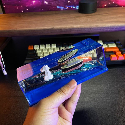 TITANIC CRUISE FLUID